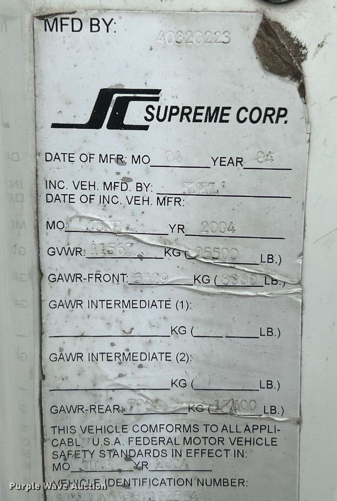 image for item EK4021 2005 International 4300 flatbed truck