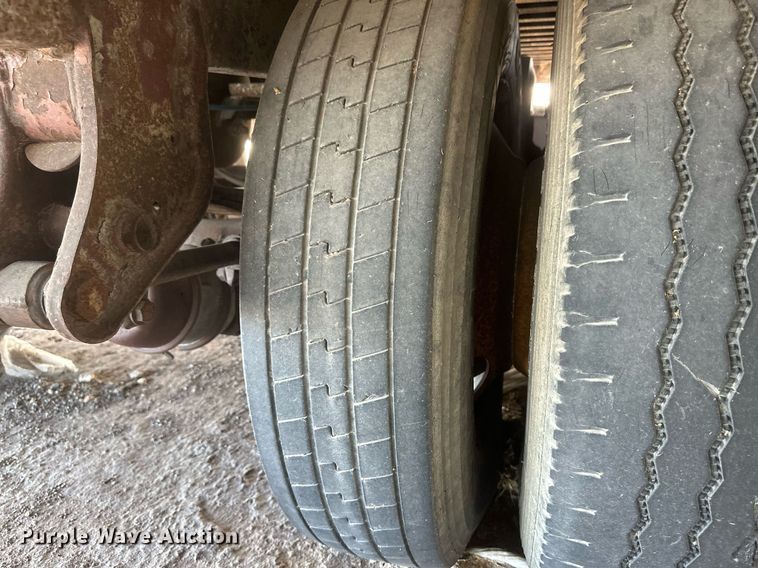 image for item EK9803 1994 Strick dry van trailer