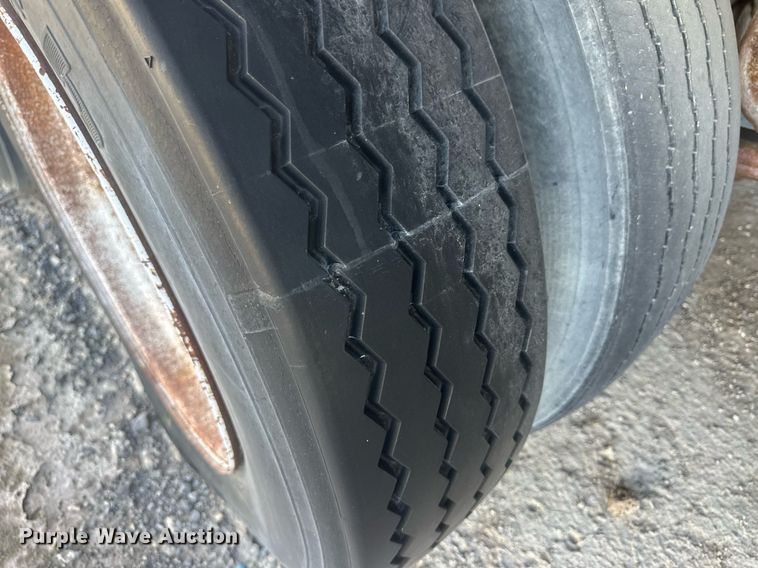 image for item EK9803 1994 Strick dry van trailer