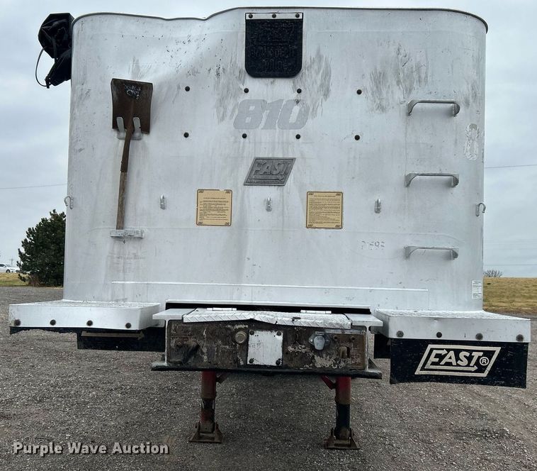 image for item KH9651 1997 East end dump trailer