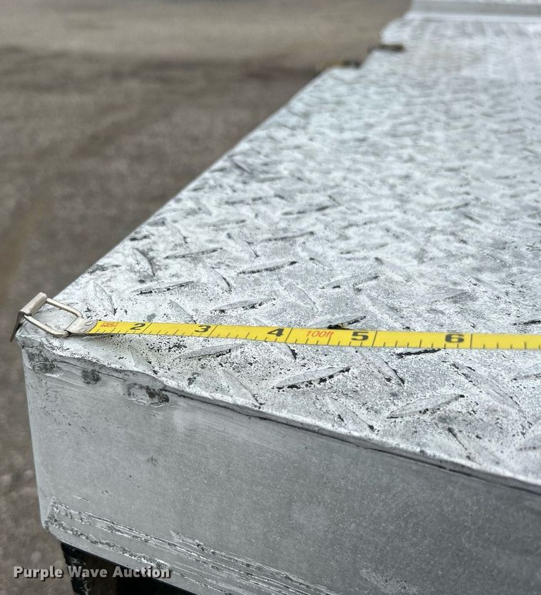 image for item KH9651 1997 East end dump trailer