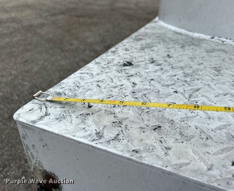 image for item KH9651 1997 East end dump trailer