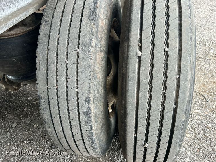 image for item KH9651 1997 East end dump trailer