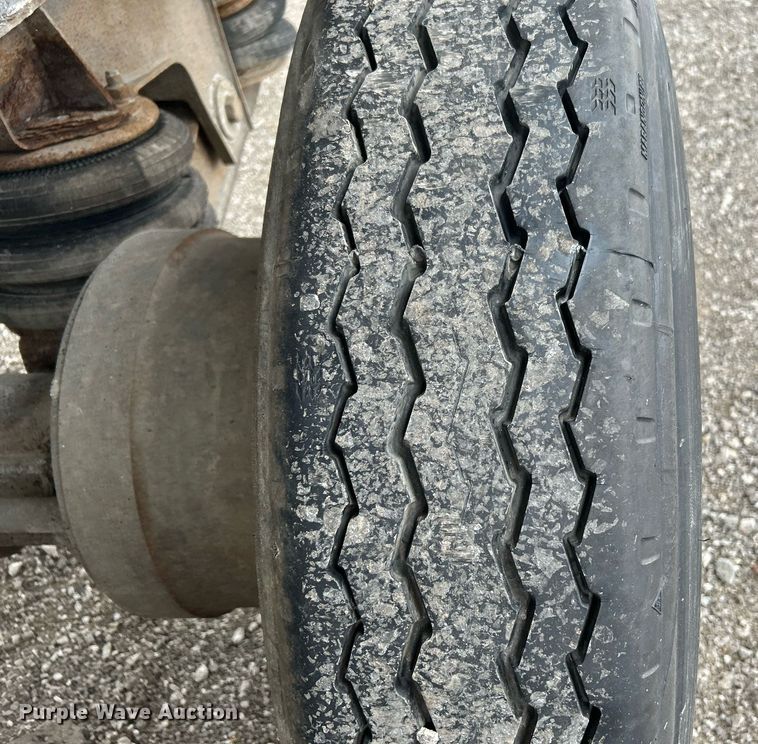 image for item KH9651 1997 East end dump trailer