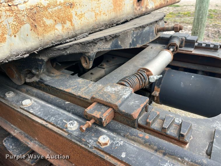 image for item LD9952 1994 Freightliner  FLD semi truck