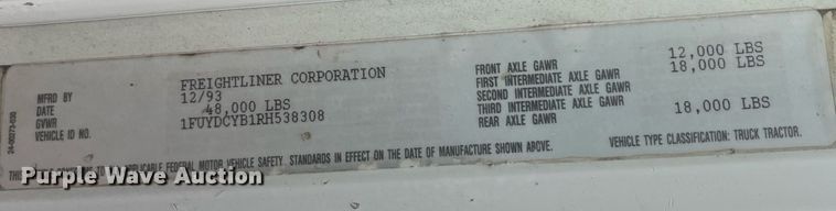 image for item LD9952 1994 Freightliner  FLD semi truck