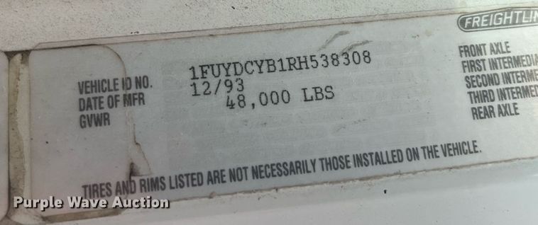 image for item LD9952 1994 Freightliner  FLD semi truck