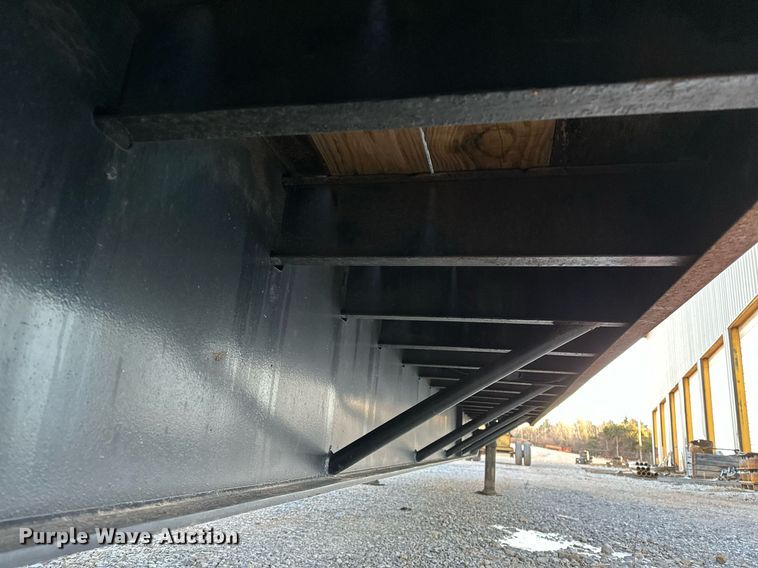 image for item LK9775 1976 Great Dane  drop deck trailer