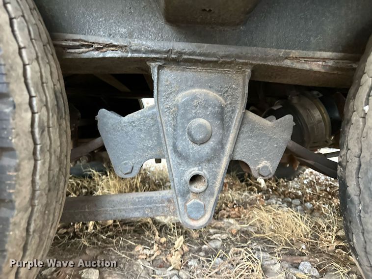 image for item LK9775 1976 Great Dane  drop deck trailer