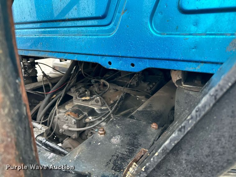 image for item LO9483 2007 Mack CTP713B roll-off container truck