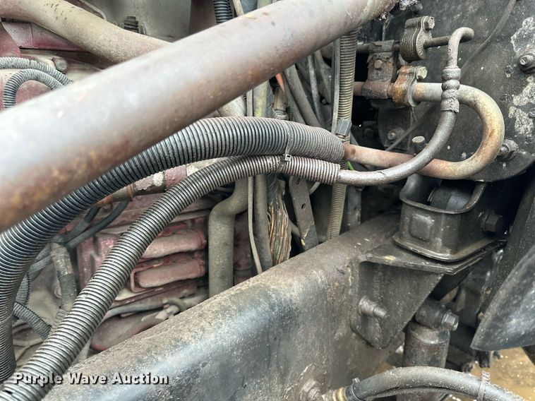 image for item LO9483 2007 Mack CTP713B roll-off container truck