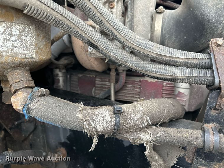 image for item LO9483 2007 Mack CTP713B roll-off container truck