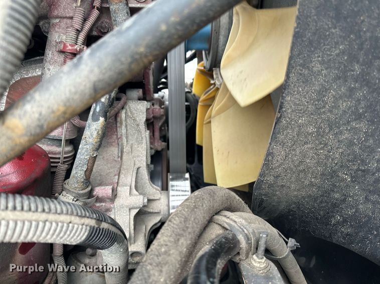 image for item LO9483 2007 Mack CTP713B roll-off container truck