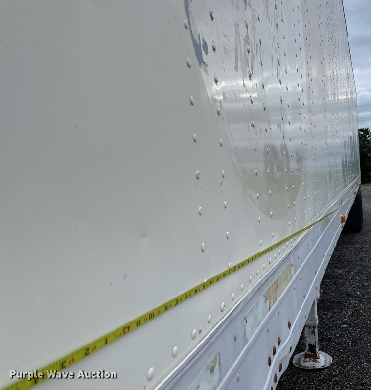 image for item LV9096 1988 Utility Trailer  VS2D dry van trailer