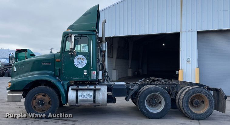 image for item LV9981 1998 International 9100 semi truck