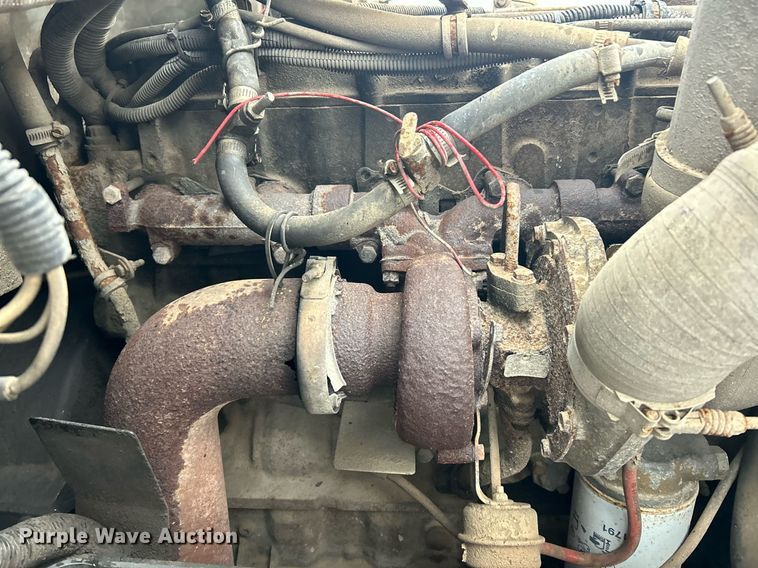 image for item NE9751 1999 Freightliner FL80 flatbed truck