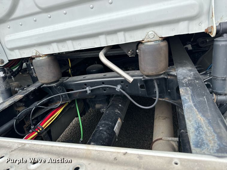 image for item NI9767 2018 Freightliner  Cascadia Evolution 125 semi truck