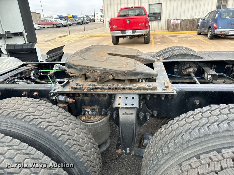 image for item NI9767 2018 Freightliner  Cascadia Evolution 125 semi truck