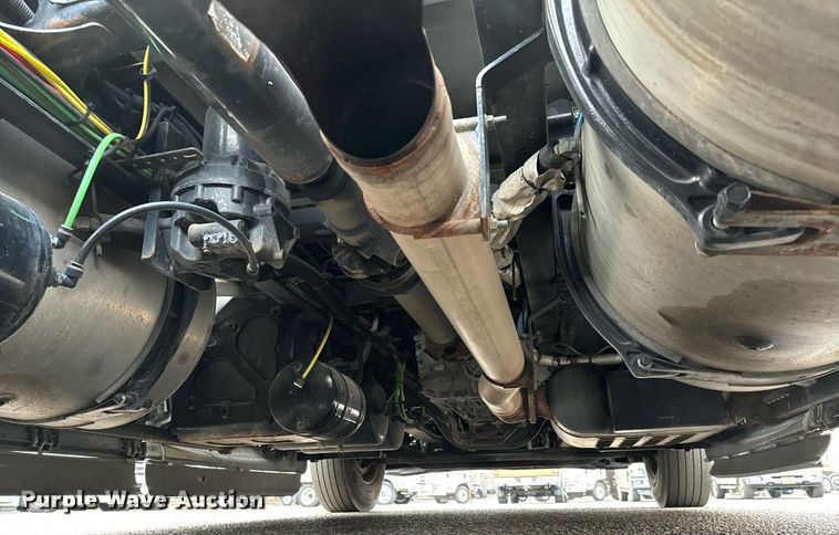 image for item NI9767 2018 Freightliner  Cascadia Evolution 125 semi truck