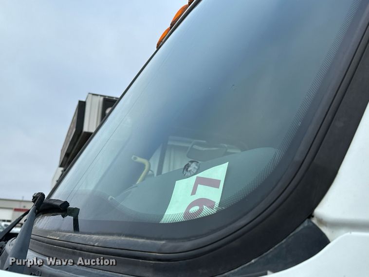 image for item NI9767 2018 Freightliner  Cascadia Evolution 125 semi truck