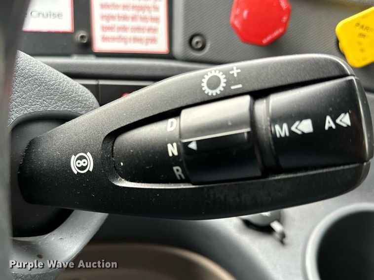 image for item NI9767 2018 Freightliner  Cascadia Evolution 125 semi truck