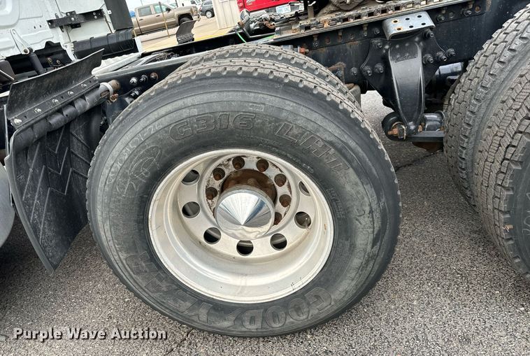 image for item NI9767 2018 Freightliner  Cascadia Evolution 125 semi truck