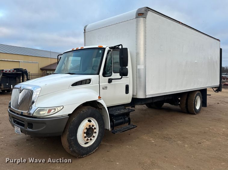 image for item NM9259 2007 International 4300 box truck