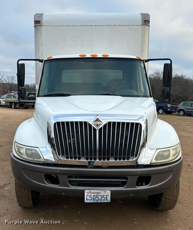 image for item NM9259 2007 International 4300 box truck