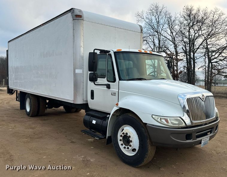 image for item NM9259 2007 International 4300 box truck