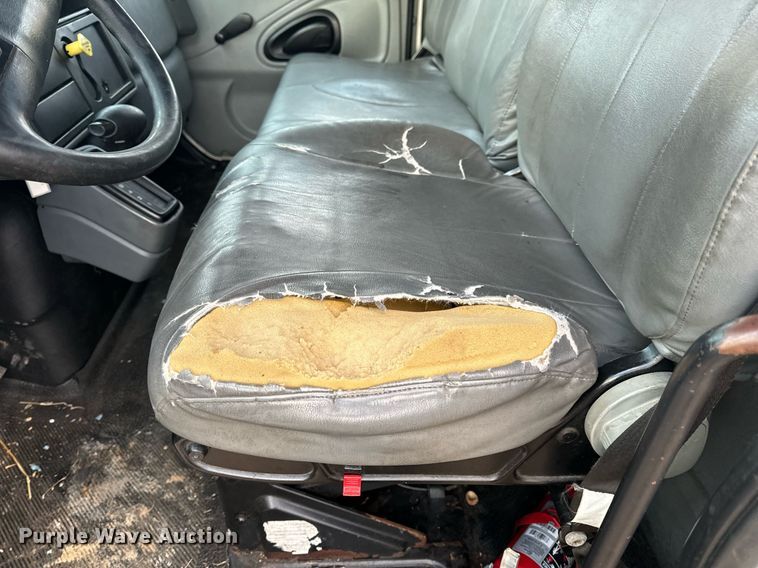 image for item NM9259 2007 International 4300 box truck