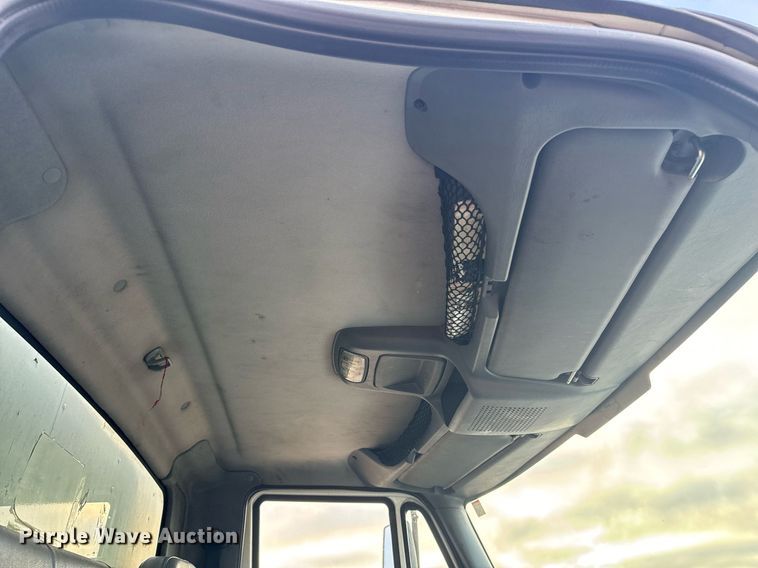 image for item NM9259 2007 International 4300 box truck