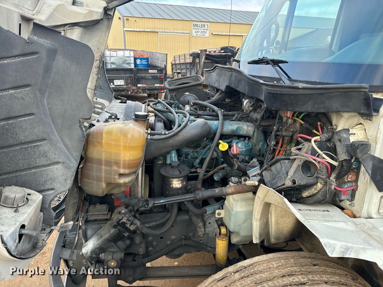 image for item NM9259 2007 International 4300 box truck