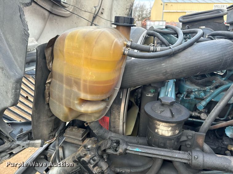 image for item NM9259 2007 International 4300 box truck