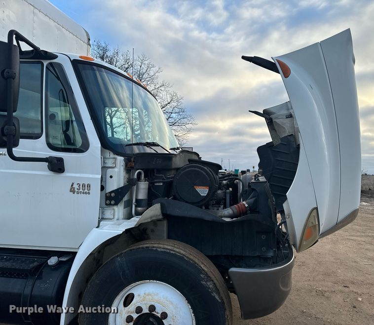 image for item NM9259 2007 International 4300 box truck