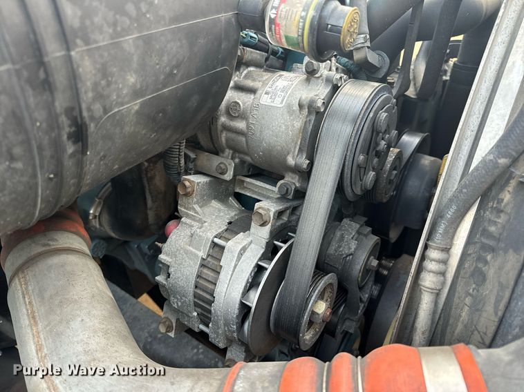 image for item NM9259 2007 International 4300 box truck