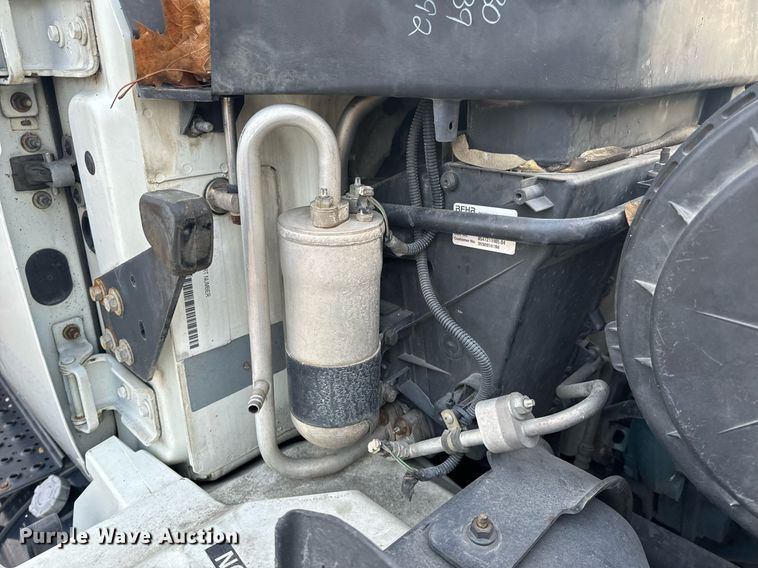 image for item NM9259 2007 International 4300 box truck