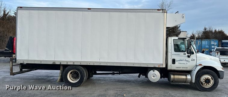 image for item NM9260 2005 International 4300 box truck