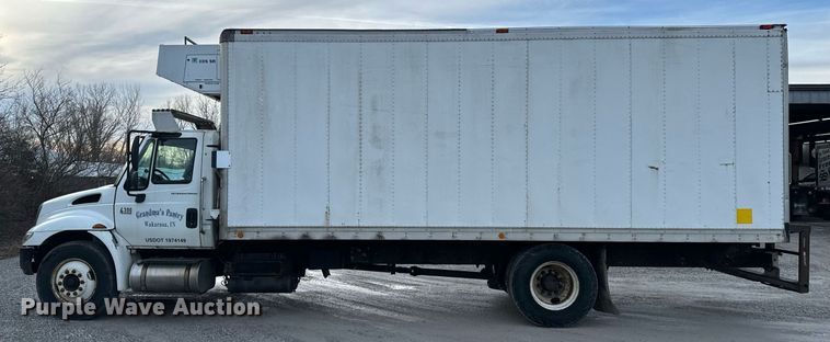 image for item NM9260 2005 International 4300 box truck
