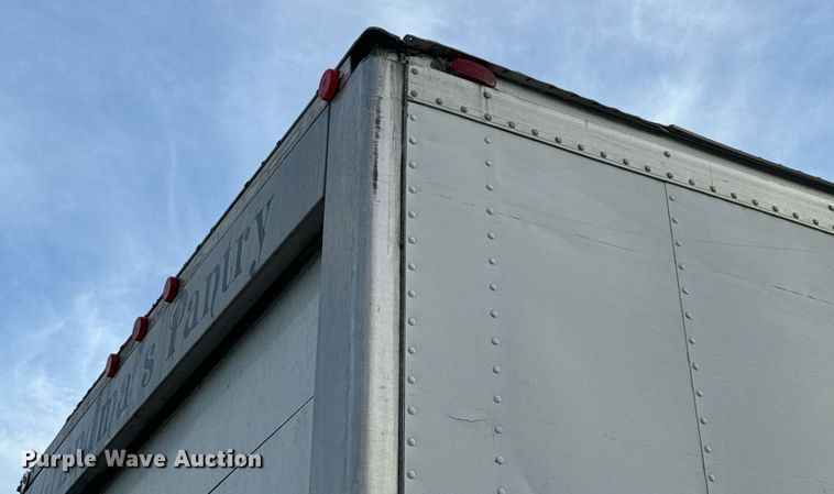 image for item NM9260 2005 International 4300 box truck