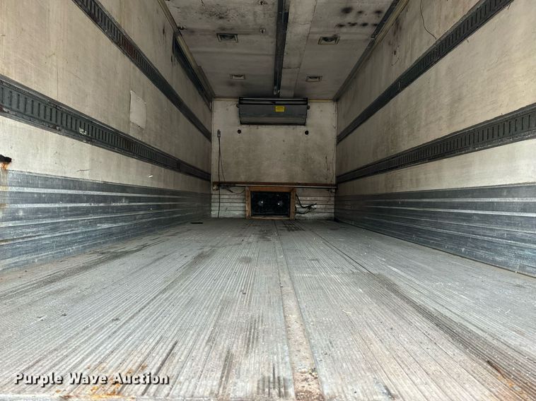 image for item NM9260 2005 International 4300 box truck