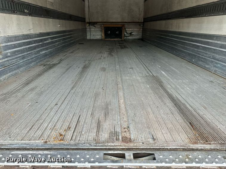 image for item NM9260 2005 International 4300 box truck