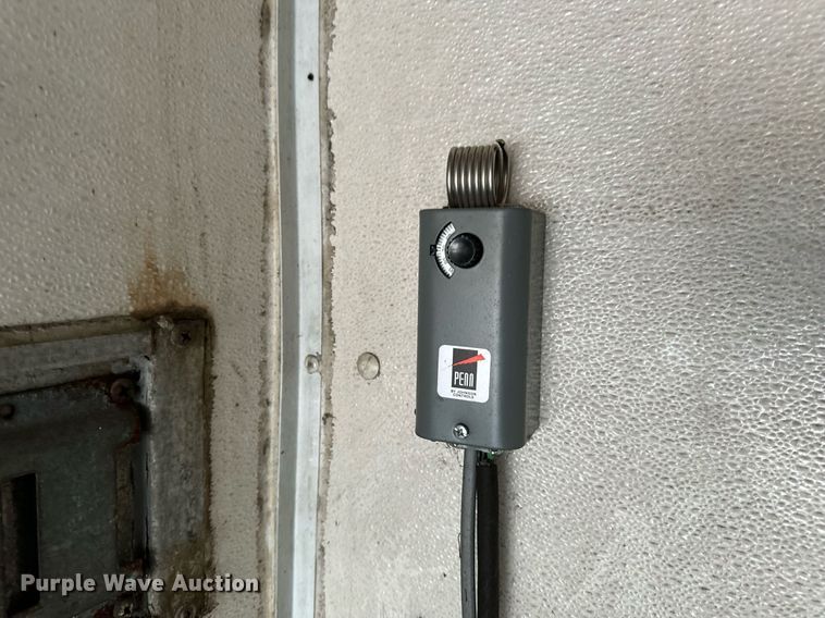 image for item NM9260 2005 International 4300 box truck