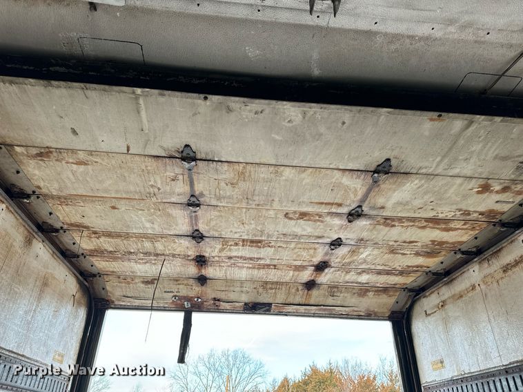 image for item NM9260 2005 International 4300 box truck