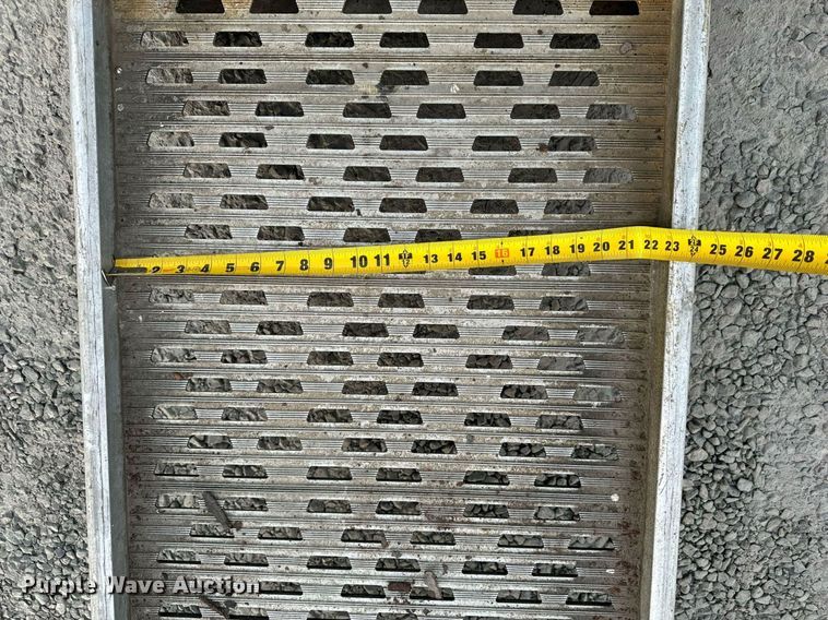 image for item NM9260 2005 International 4300 box truck