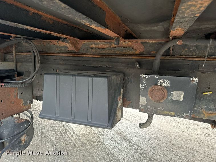 image for item NM9260 2005 International 4300 box truck