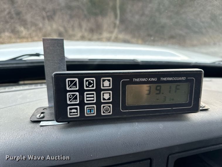 image for item NM9260 2005 International 4300 box truck