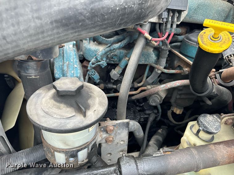 image for item NM9260 2005 International 4300 box truck