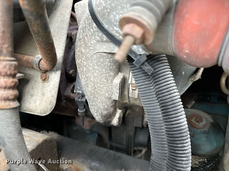 image for item NM9260 2005 International 4300 box truck