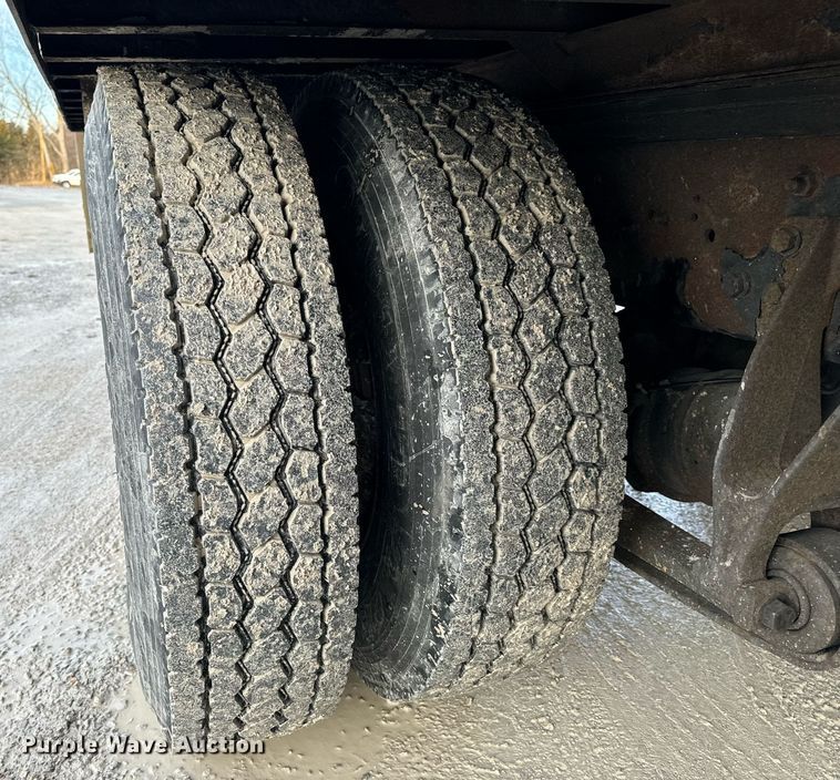 image for item NM9260 2005 International 4300 box truck