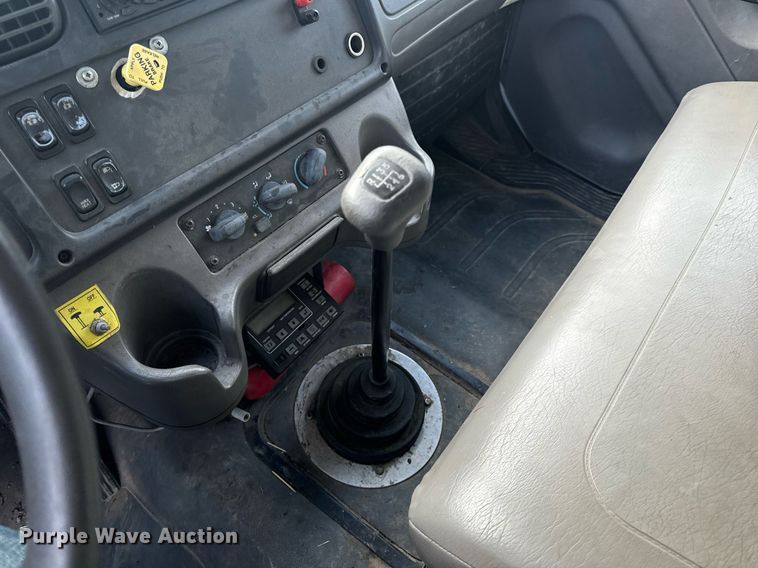 image for item NM9299 2007 Freightliner Business Class M2  refrigerated truck